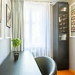 Apartament *